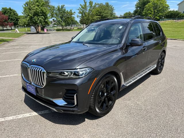 Used 2022 BMW X7 xDrive40i w/ Cold Weather Package AWD/4WD image 5
