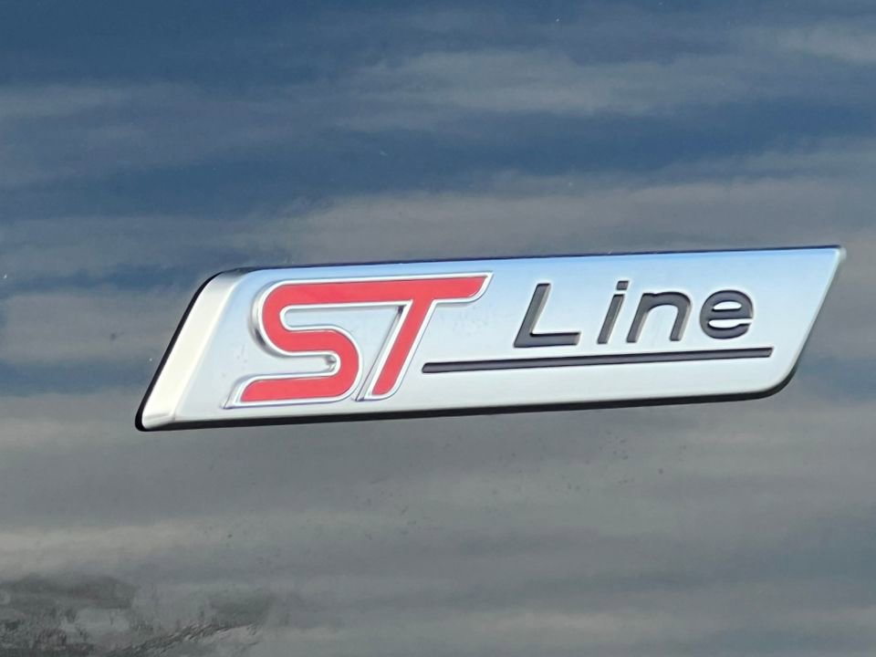 Certified 2023 Ford Escape ST-Line image 8