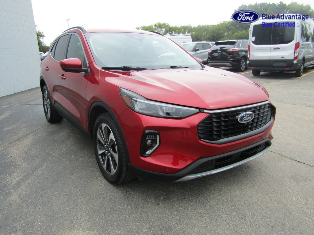 Certified 2023 Ford Escape Platinum AWD/4WD image 10