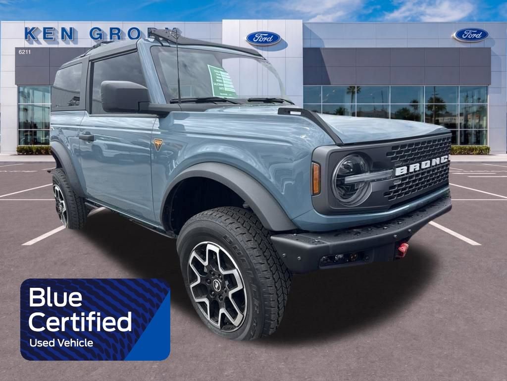 Certified 2022 Ford Bronco Badlands AWD/4WD image 1
