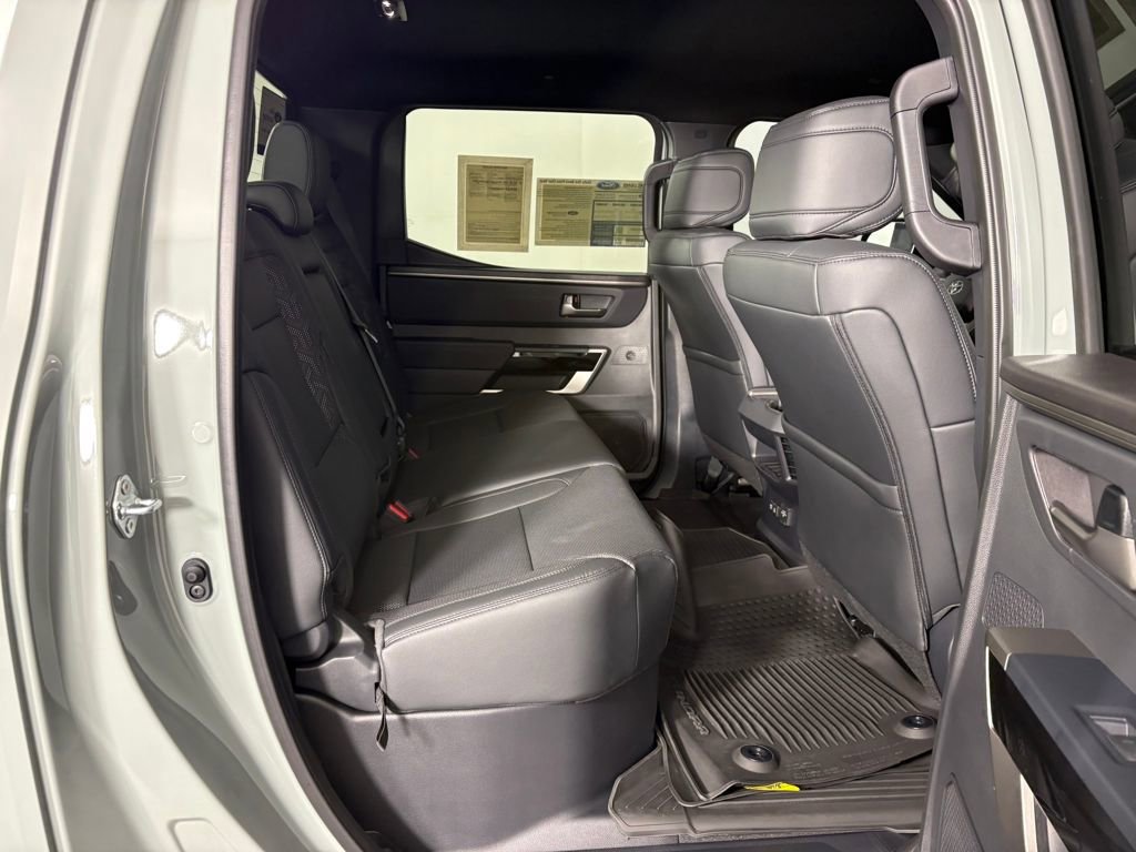 Used 2025 Toyota Tundra Limited image 33
