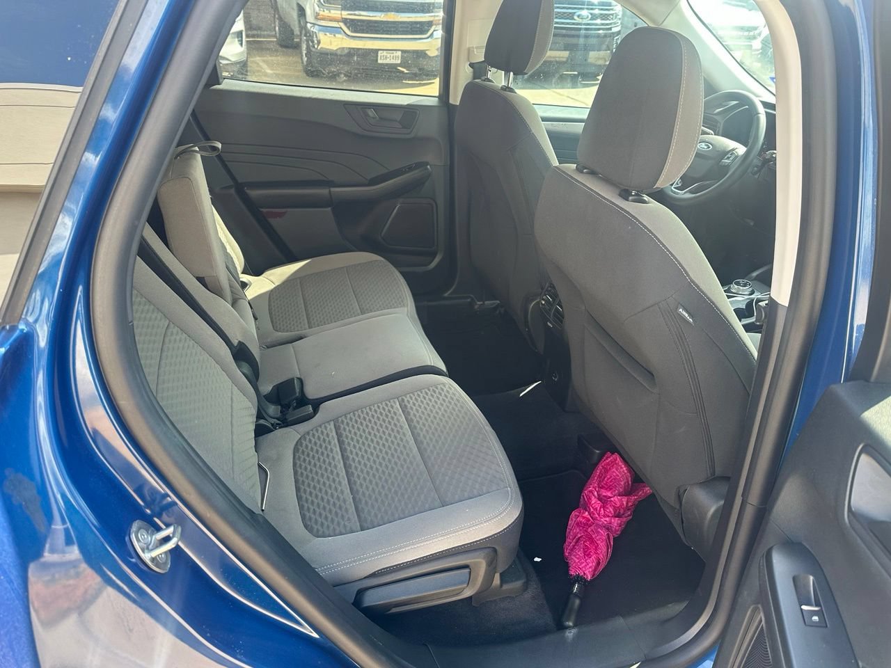 Certified 2022 Ford Escape SE w/ SE Sport Appearance Package FWD image 3
