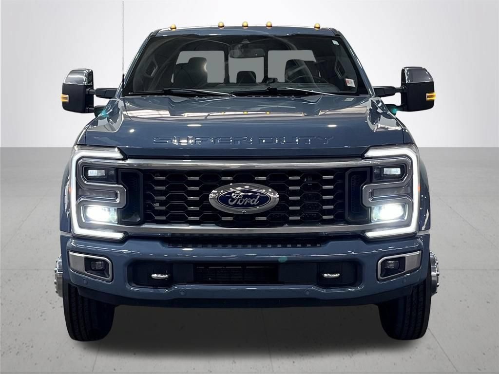 Certified 2023 Ford F450 Platinum w/ FX4 Off-Road Package AWD/4WD image 4