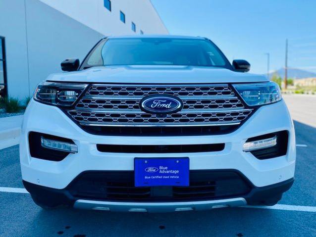 Certified 2021 Ford Explorer Limited AWD/4WD image 2
