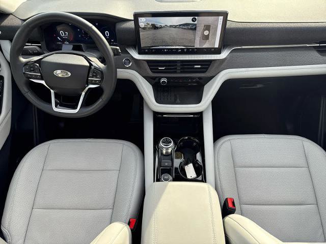 Certified 2025 Ford Explorer Platinum w/ Ultimate Package image 15