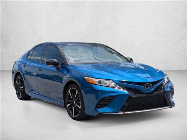 Used 2020 Toyota Camry XSE FWD image 3