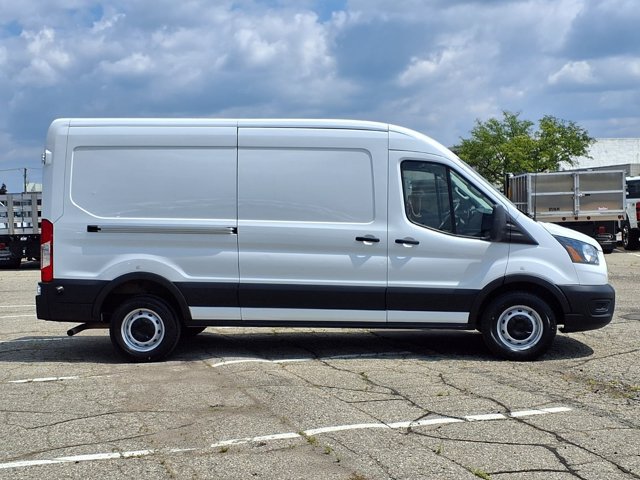 Certified 2022 Ford Transit 250 Medium Roof RWD image 25
