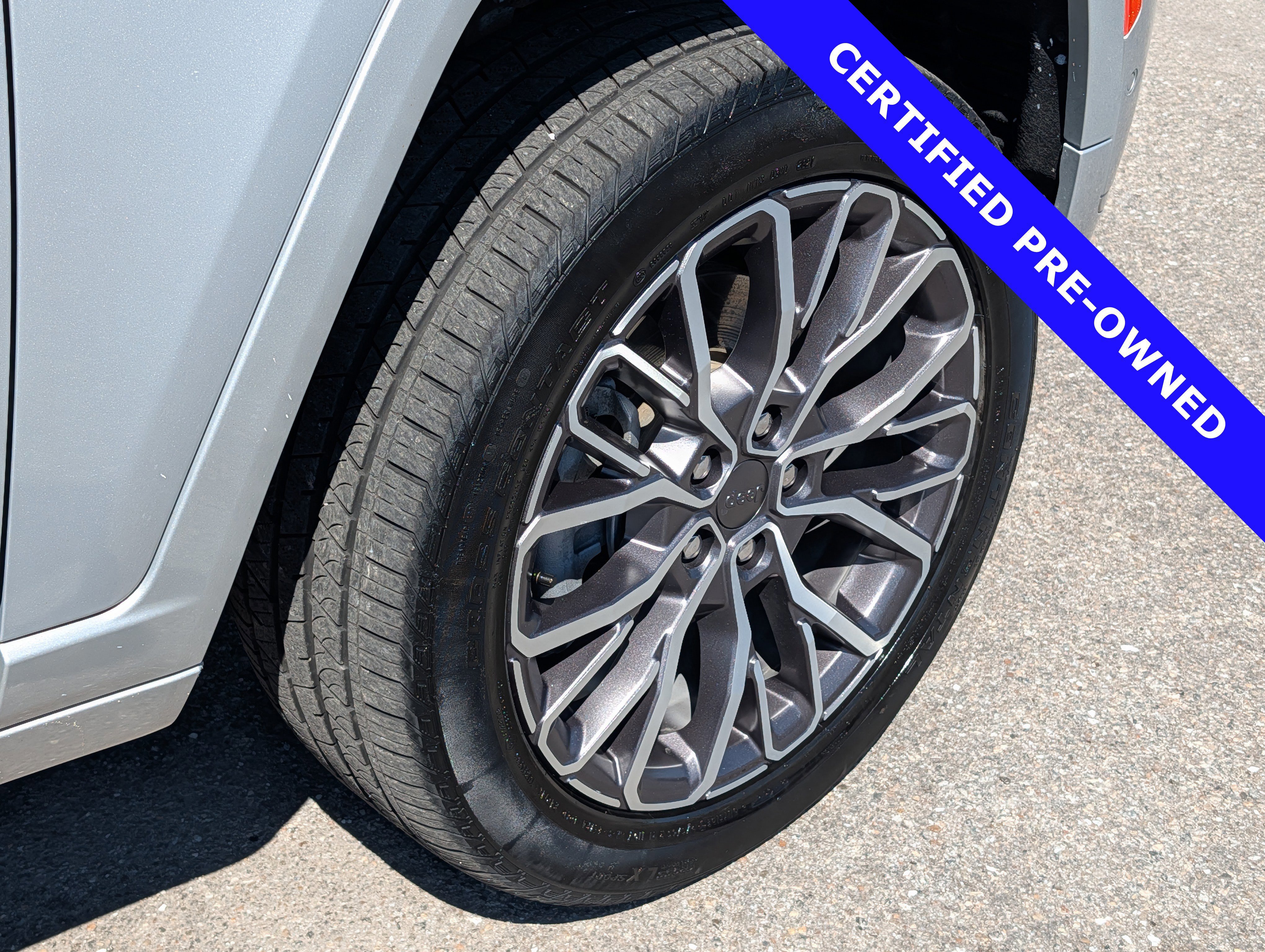 Used 2021 Jeep Grand Cherokee L Summit image 13