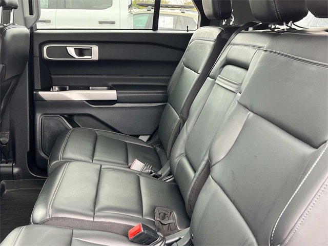 Certified 2022 Ford Explorer XLT w/ Equipment Group 202A image 21
