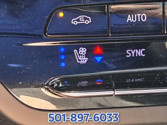 Used 2022 Buick Envision Avenir w/ Technology Package II FWD image 23
