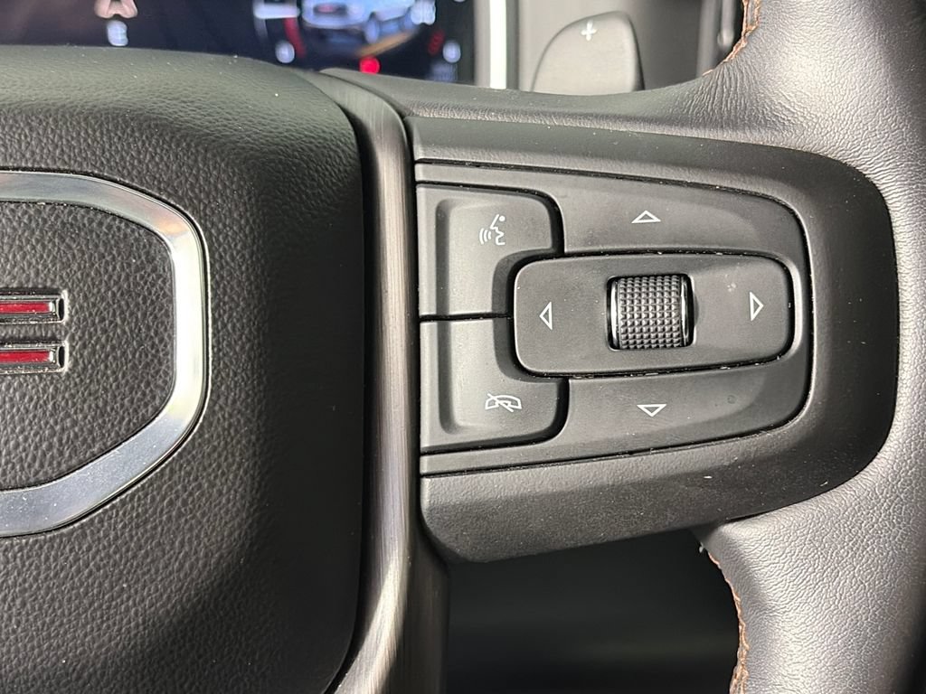 Used 2023 GMC Sierra 1500 AT4 w/ AT4 Premium Package AWD/4WD image 18