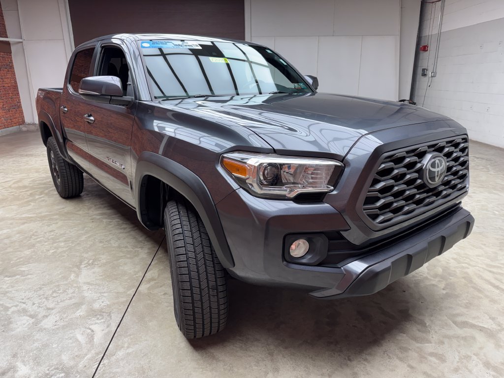 Used 2021 Toyota Tacoma TRD Off-Road AWD/4WD image 7