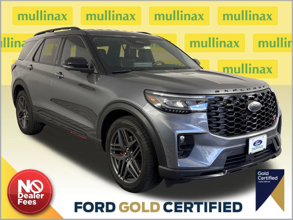 Certified 2025 Ford Explorer ST image 8