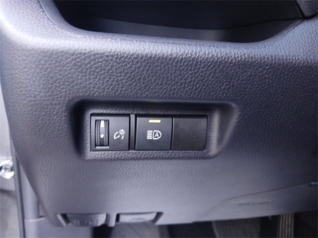 Used 2025 Toyota RAV4 LE image 20