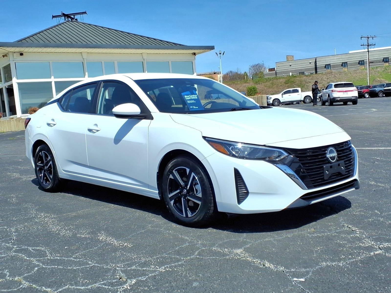 Used 2025 Nissan Sentra SV image 7