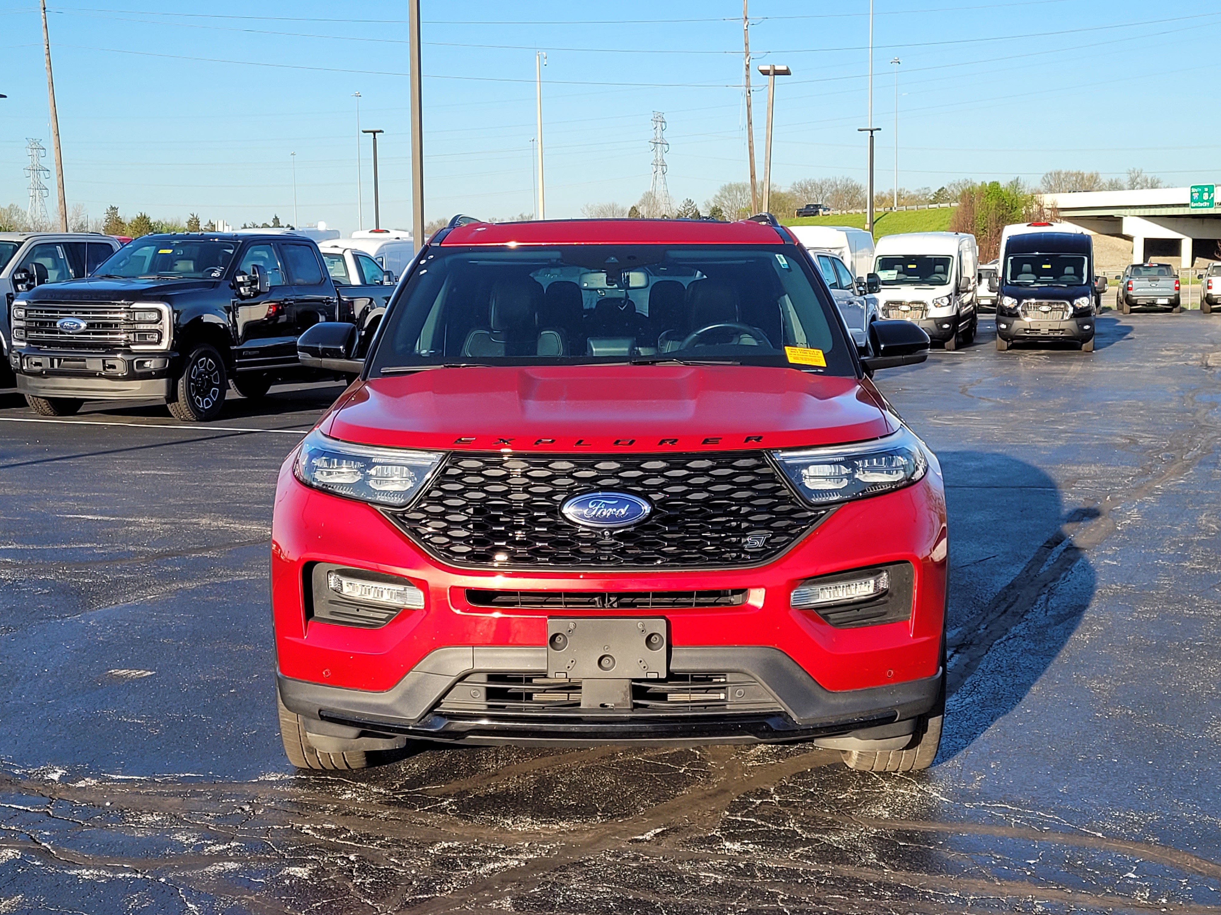 Certified 2020 Ford Explorer ST w/ ST Street Pack image 9