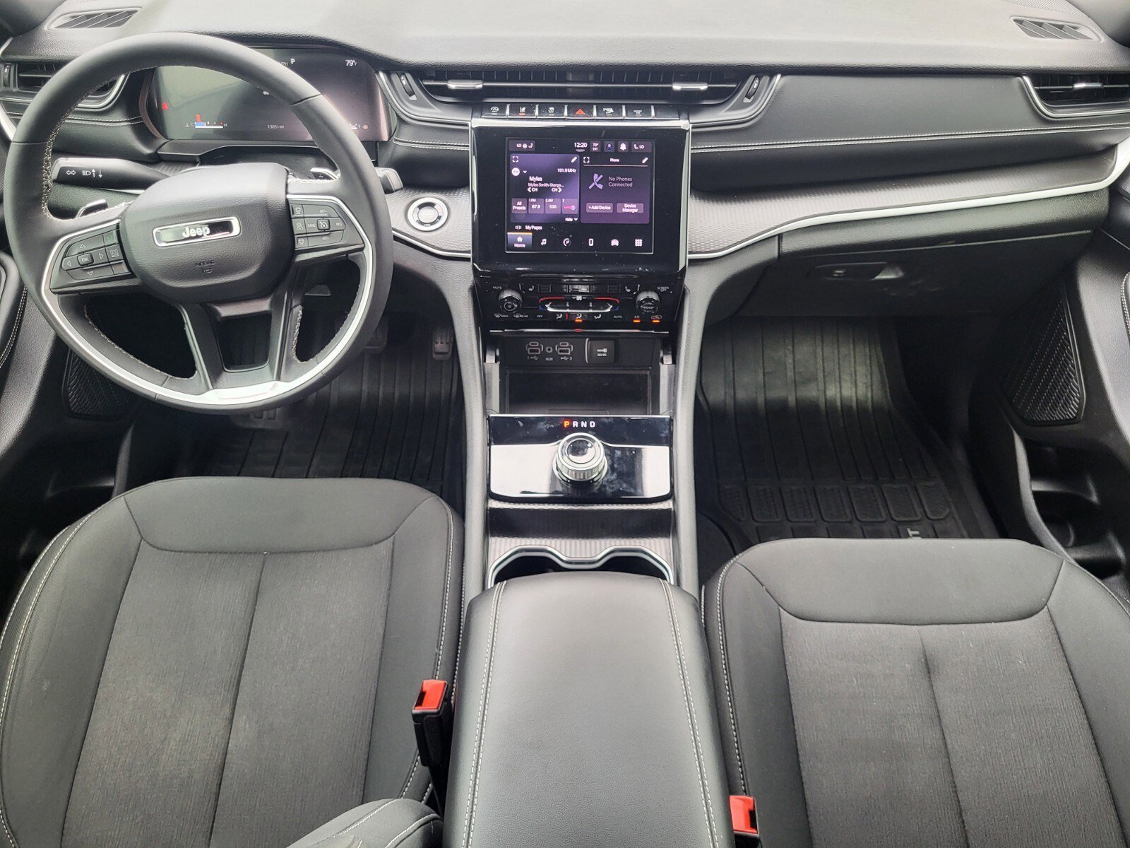 Used 2025 Jeep Grand Cherokee L Laredo w/ Luxury Tech Group I image 13