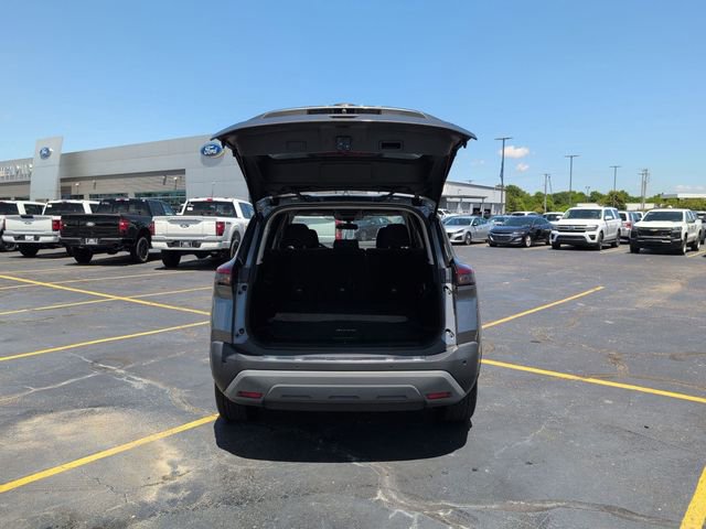 Used 2023 Nissan Rogue SV FWD image 7