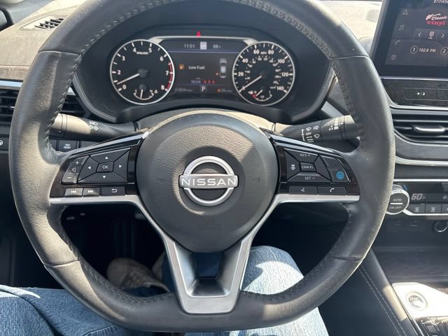 Used 2023 Nissan Altima 2.5 SL FWD image 17