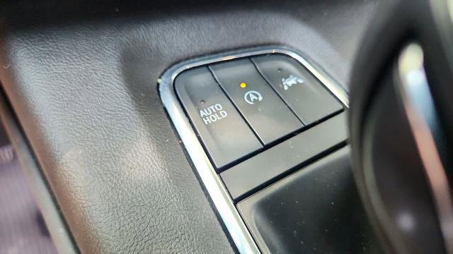 Used 2024 Cadillac Escalade Premium Luxury image 19