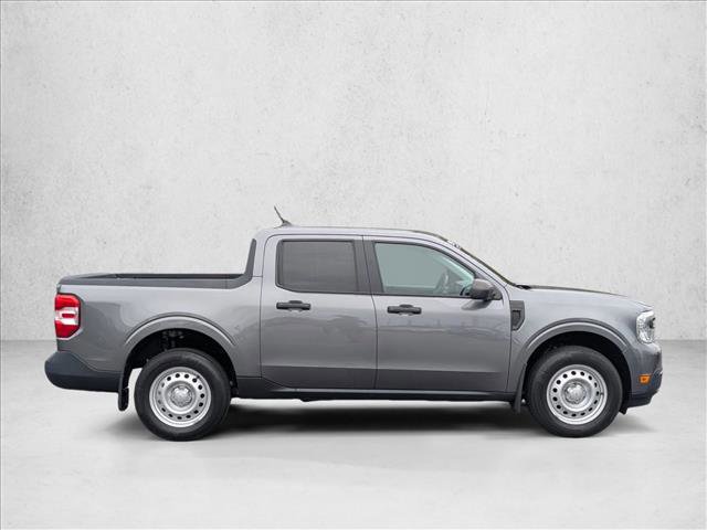 Certified 2022 Ford Maverick XL image 4
