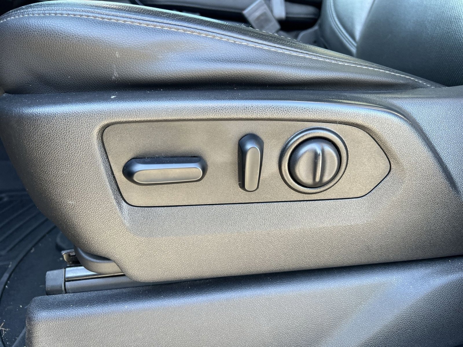 Used 2020 GMC Sierra 2500 SLT image 14