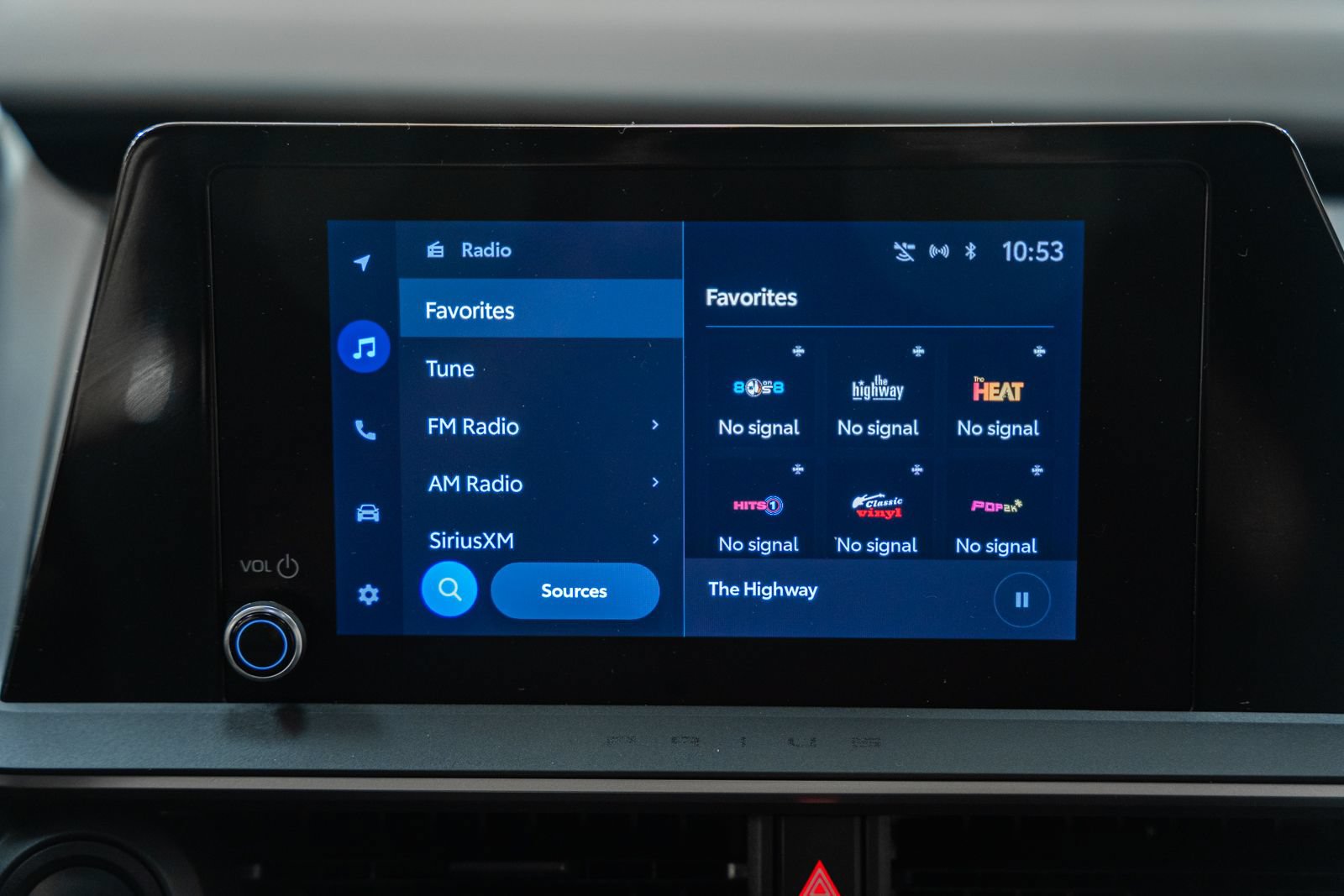 Used 2024 Toyota Prius LE FWD image 20