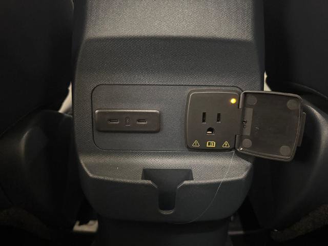 Certified 2025 Ford Maverick Lariat w/ 4K Tow Package image 22