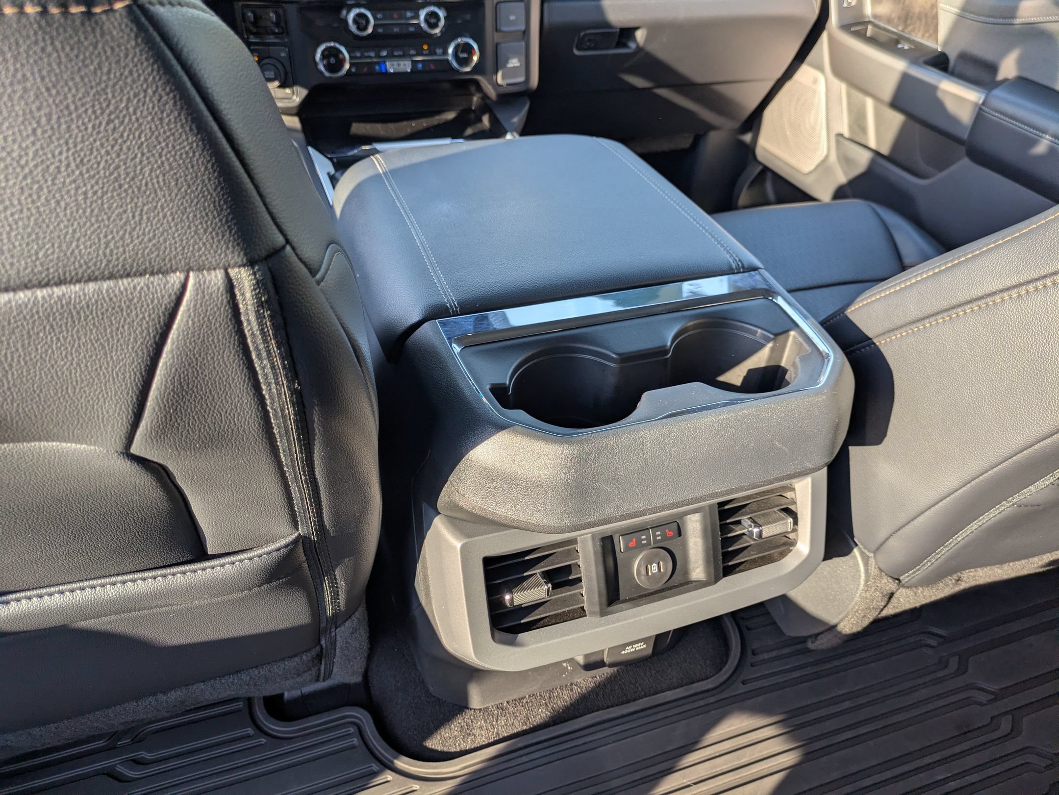 Certified 2025 Ford F250 Lariat w/ Chrome Package AWD/4WD image 32