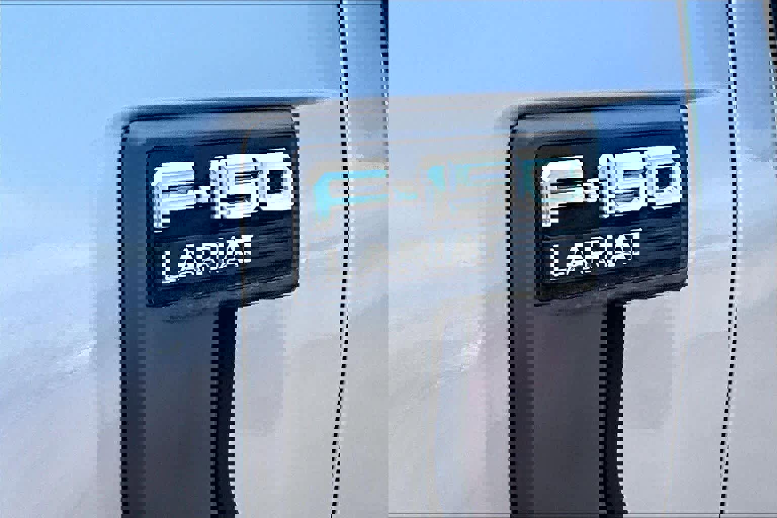 Certified 2023 Ford F150 Lariat w/ Equipment Group 502A High image 13