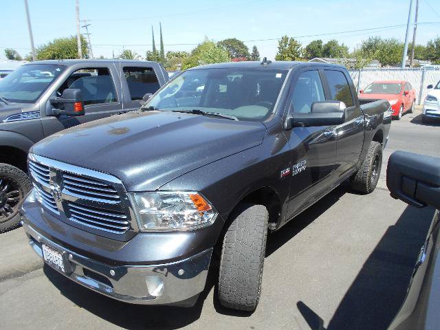 Used 2017 RAM 1500 Big Horn AWD/4WD image 3