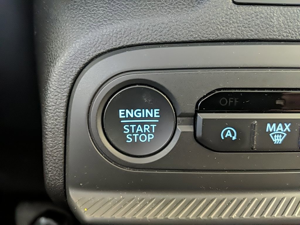 Certified 2025 Ford Bronco Sport Outer Banks w/ Outer Banks Tech Package+ AWD/4WD image 27