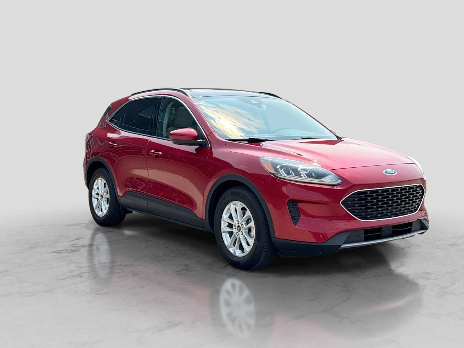 Certified 2020 Ford Escape SE FWD image 8