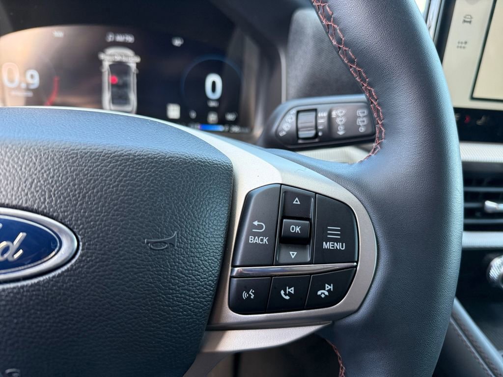Certified 2025 Ford Explorer Active image 21
