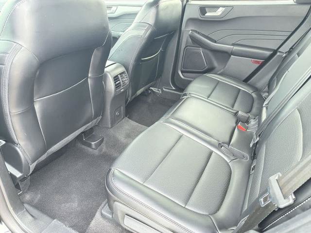 Certified 2024 Ford Escape Platinum AWD/4WD image 18