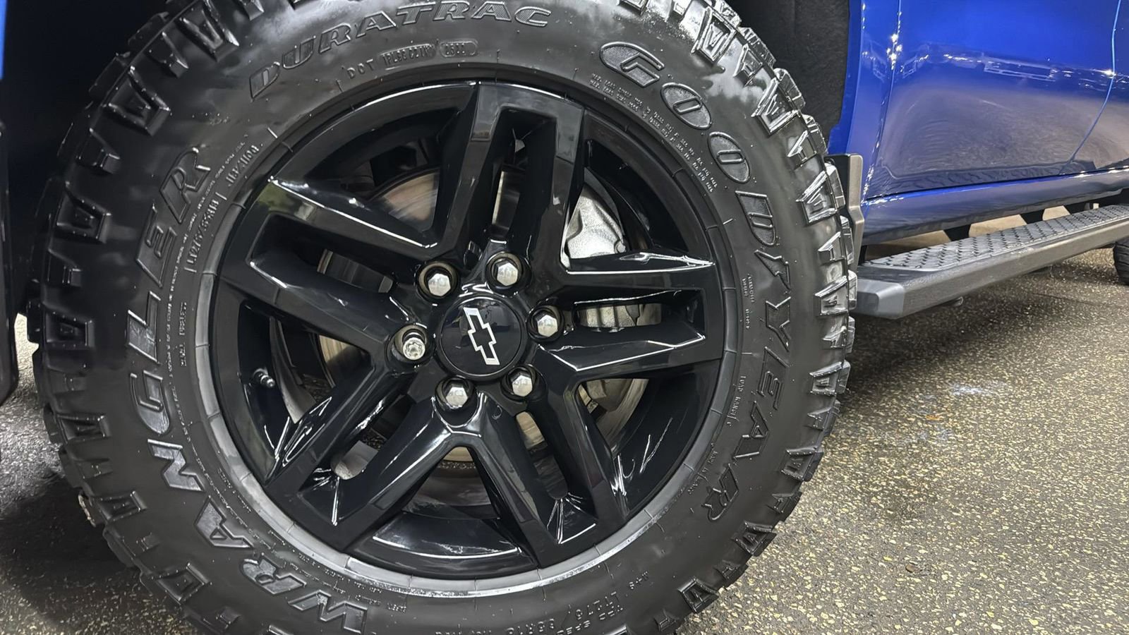 Used 2022 Chevrolet Silverado 1500 LT Trail Boss image 9