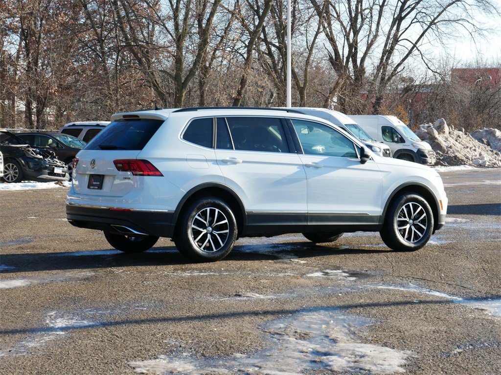 Used 2021 Volkswagen Tiguan SE image 3
