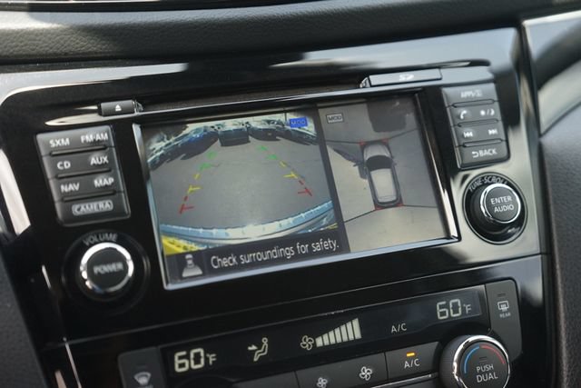 Used 2018 Nissan Rogue Sport SL w/ SL Premium Package FWD image 27