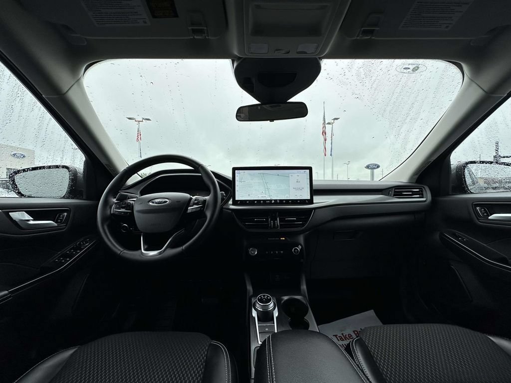 Certified 2023 Ford Escape SE FWD image 13