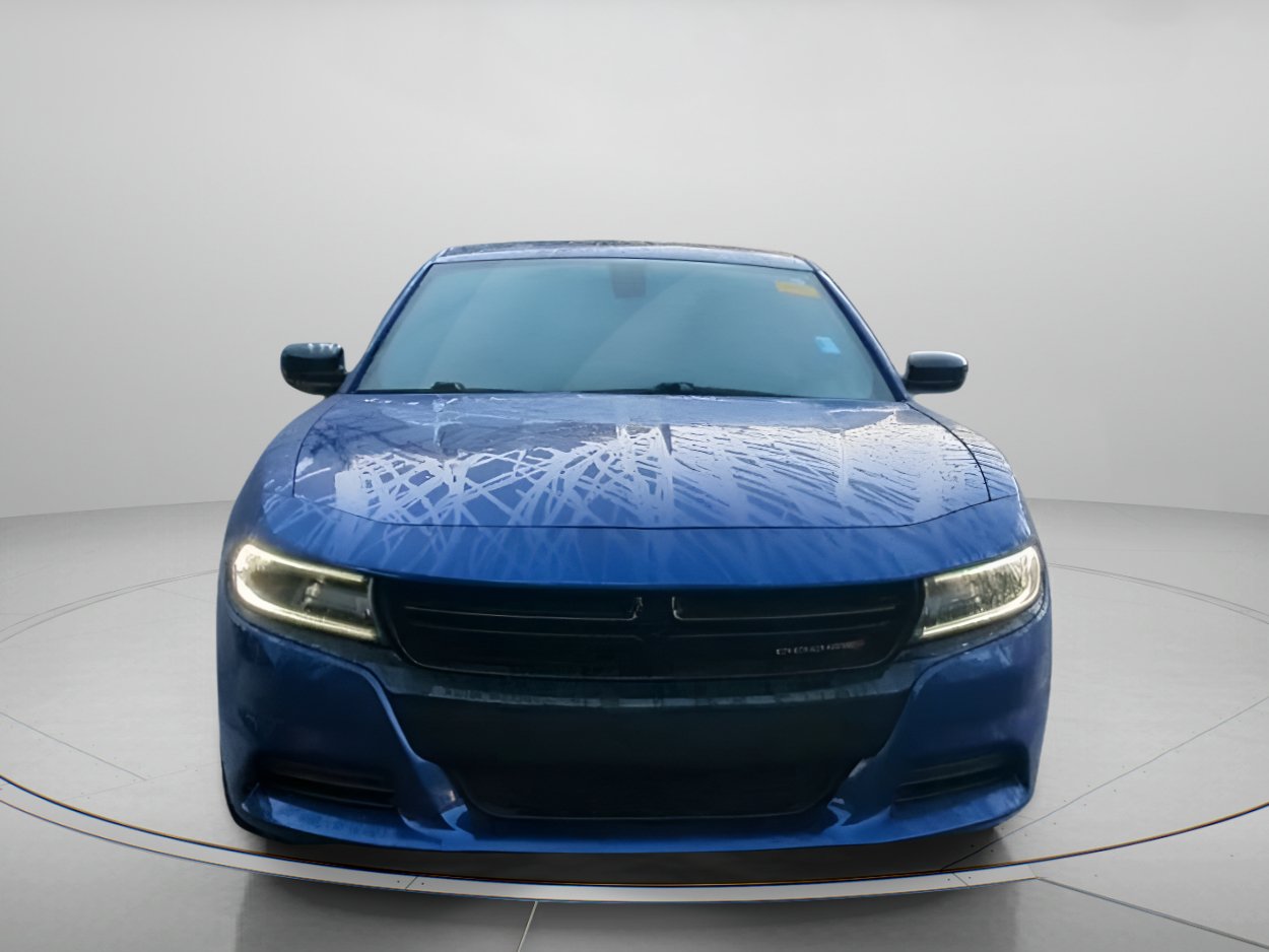 Used 2021 Dodge Charger SXT w/ Blacktop Package RWD image 7