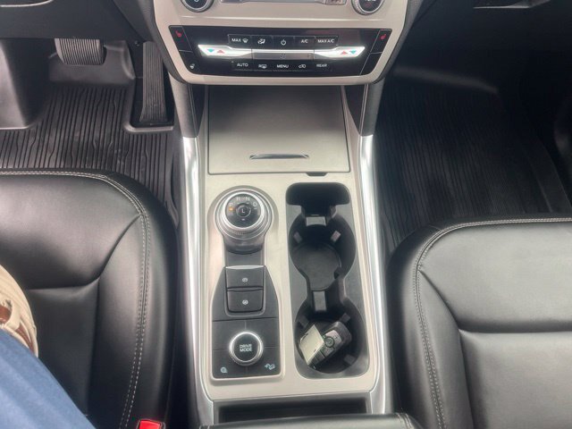 Certified 2023 Ford Explorer XLT w/ Equipment Group 202A AWD/4WD image 17