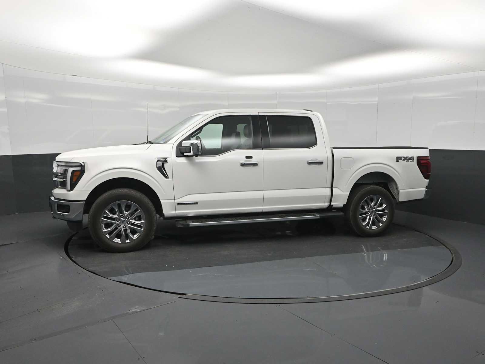 Certified 2025 Ford F150 Lariat w/ Equipment Group 501A Mid AWD/4WD image 4