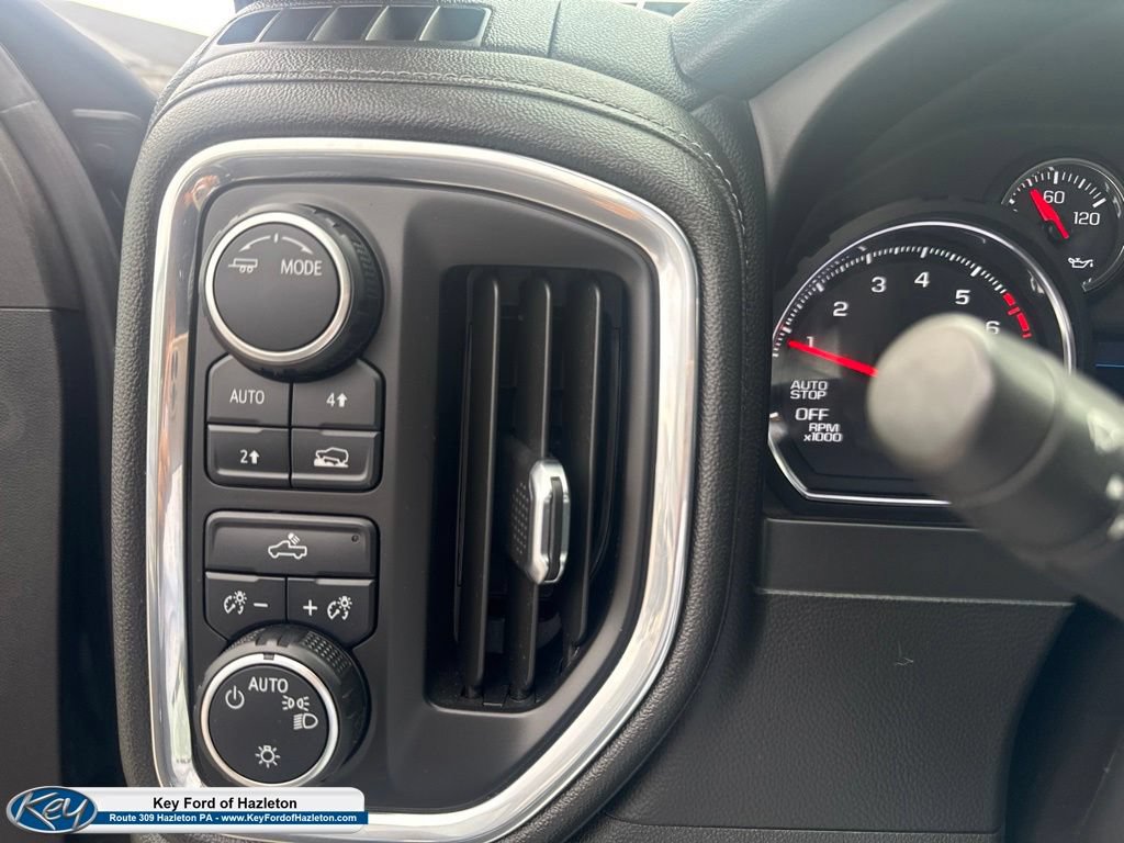 Used 2021 Chevrolet Silverado 1500 LT AWD/4WD image 25