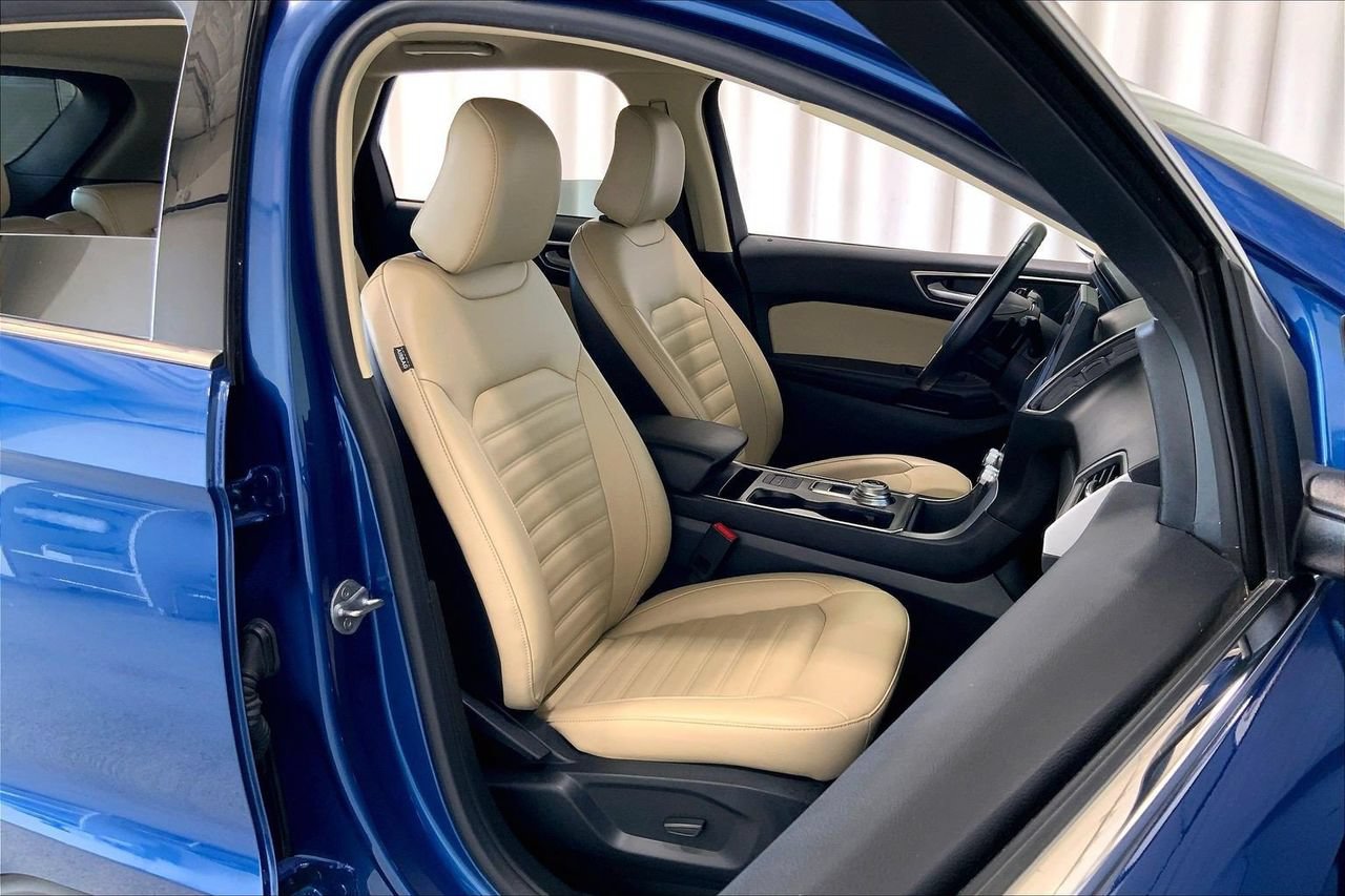Certified 2022 Ford Edge SEL w/ Convenience Package AWD/4WD image 6