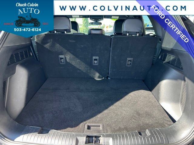 Certified 2025 Ford Escape ST-Line Select AWD/4WD image 29