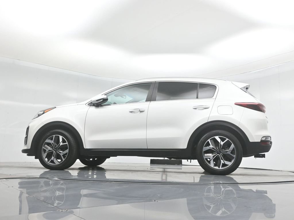 Used 2020 Kia Sportage EX image 25