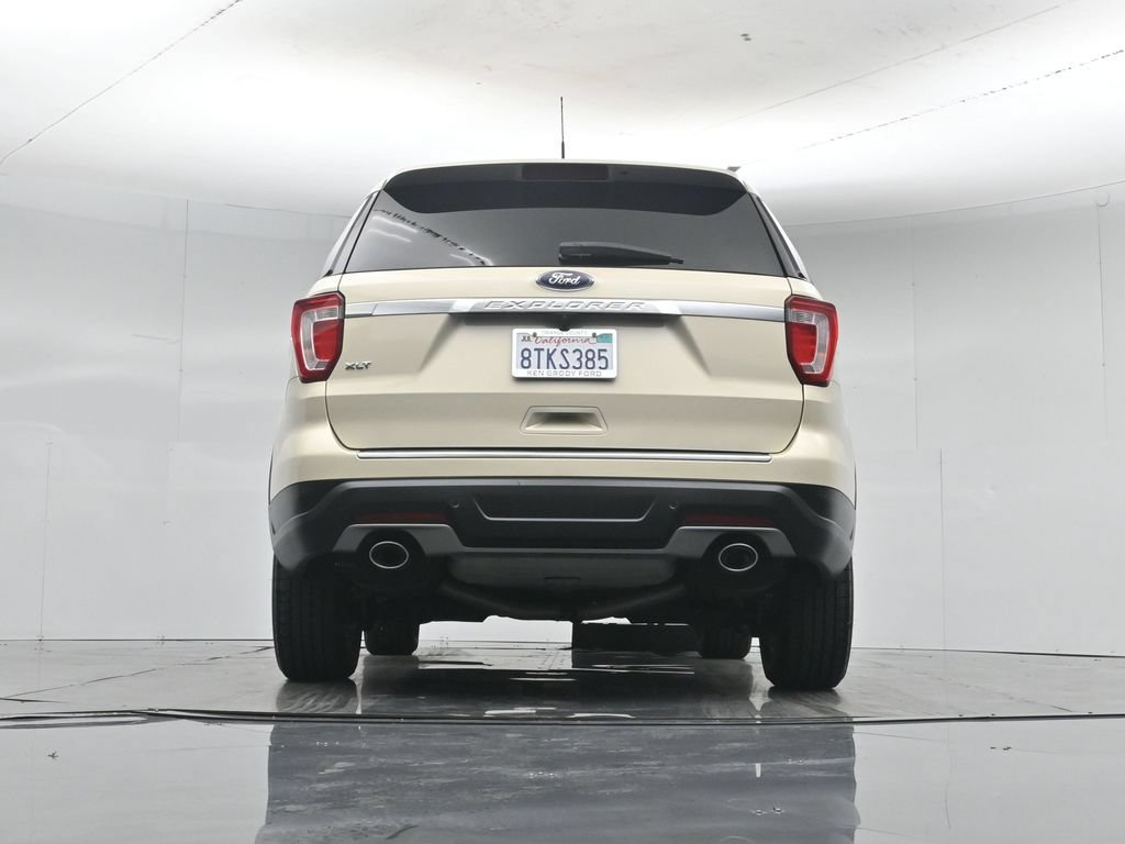 Certified 2018 Ford Explorer XLT w/ Equipment Group 201A FWD image 54