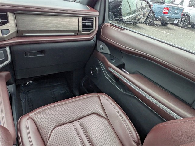 Certified 2024 Ford Expedition Limited image 16