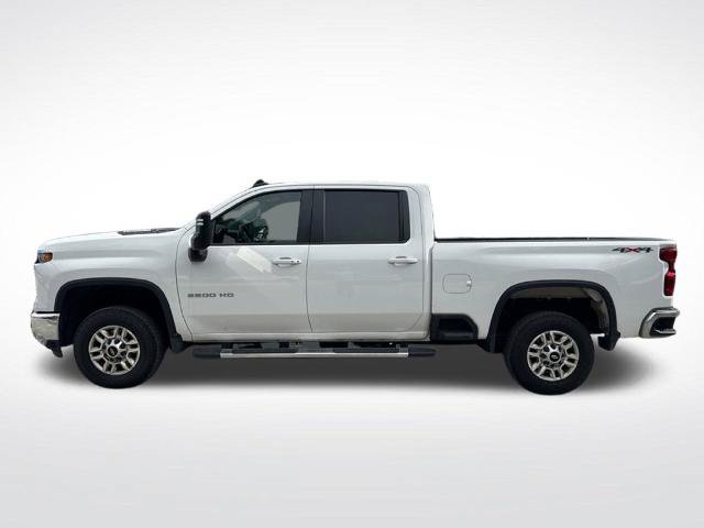 Used 2025 Chevrolet Silverado 2500 LT w/ Convenience Package AWD/4WD image 8