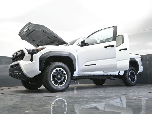 Used 2024 Toyota Tacoma TRD Off-Road AWD/4WD image 48